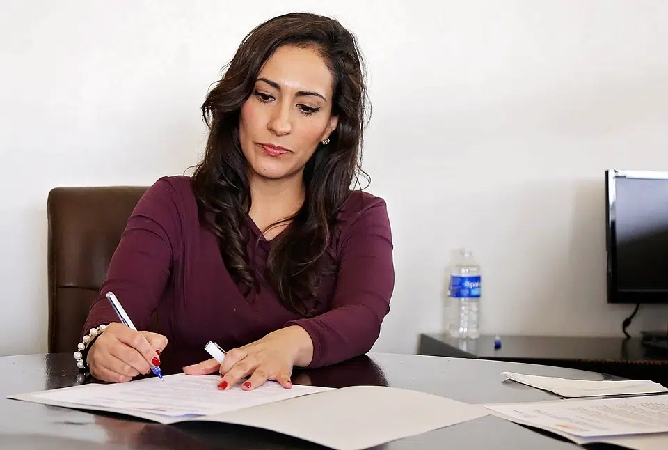 Why Successful People Outsource